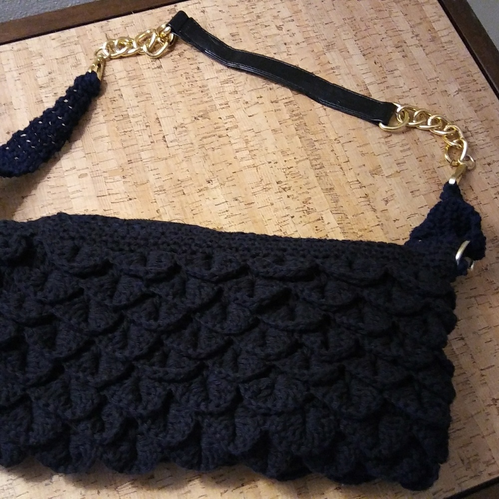Ladies hand bag
